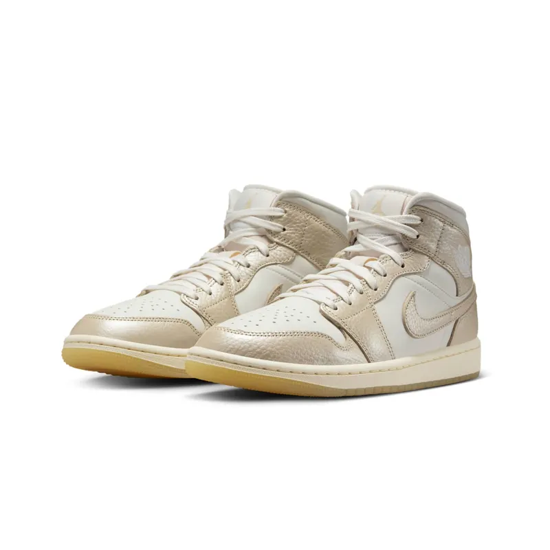 Air Jordan 1 Mid SE “Metallic Team Gold” (HV5159-100)