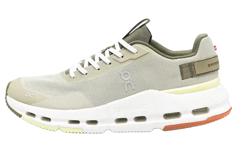 On Running Cloudnova Form 2 “Chalk Ivory” (3ME30152526)