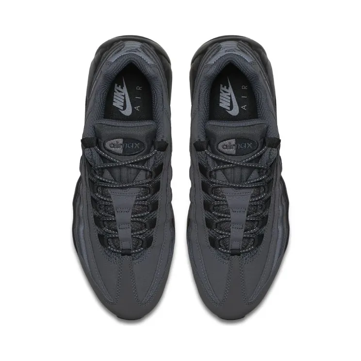 nike-air-max 749766-010