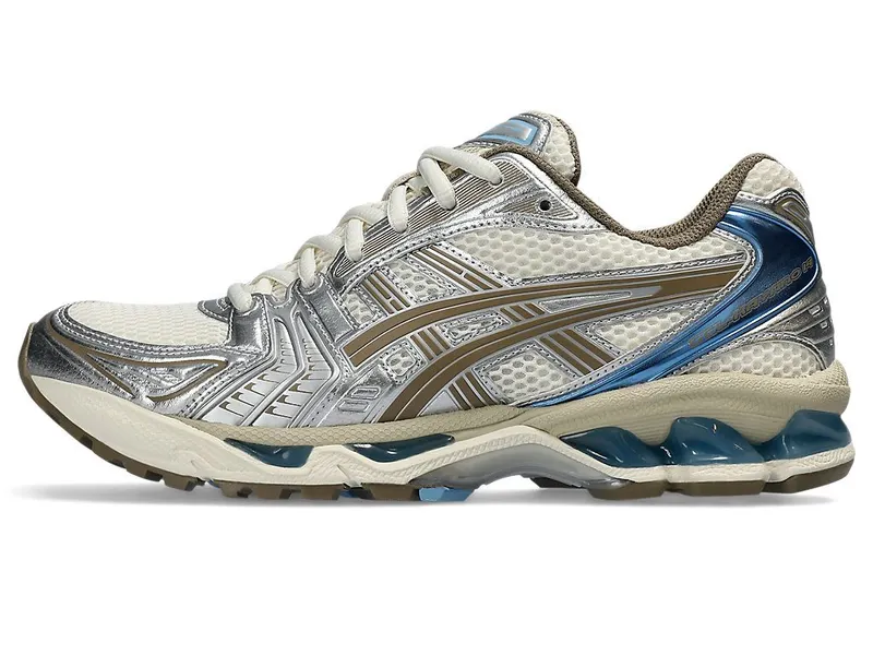 ASICS Gel-Kayano 14 “Cream/Pepper”: zacht wit met pit