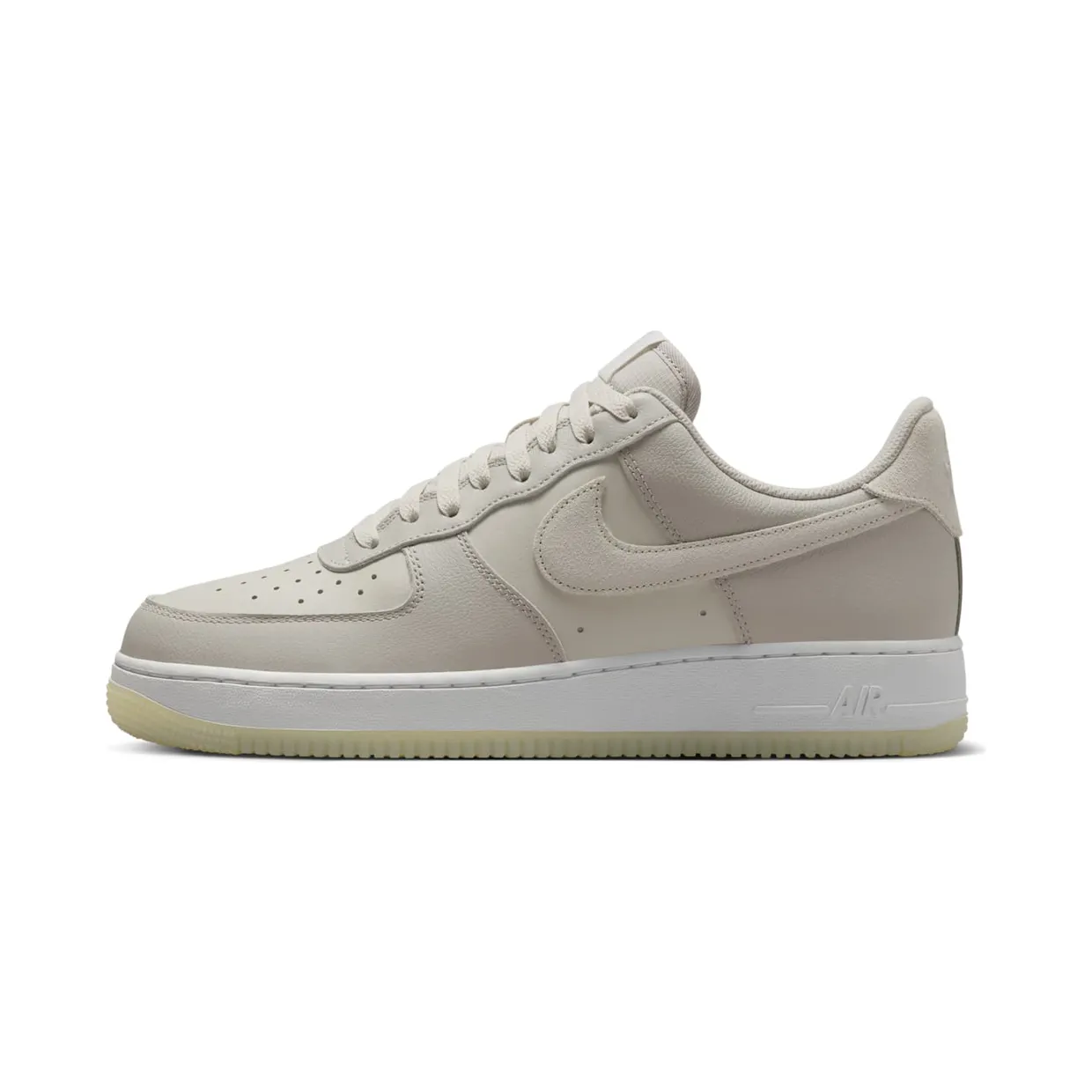 nike-air-force FN5832-001