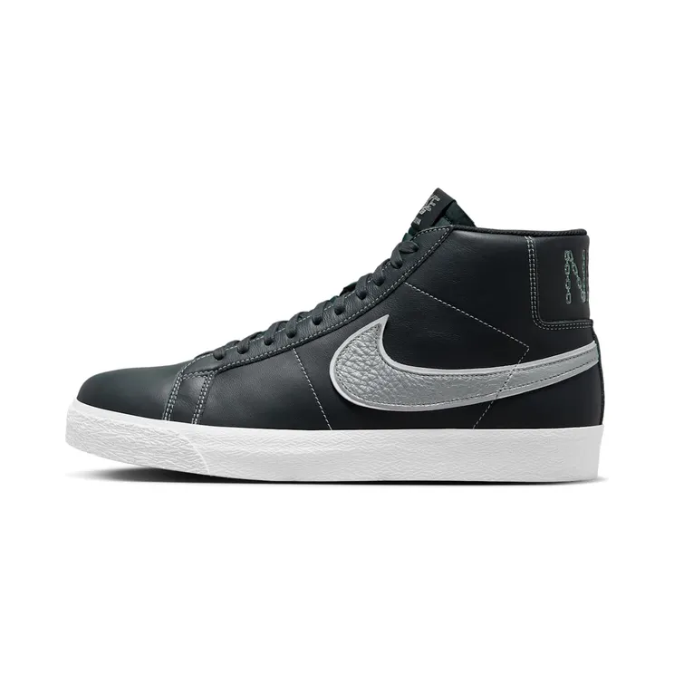 Nike Zoom Blazer Mid SB Mason Silva “Blackened Blue / Wolf Grey” (DZ7260-400)