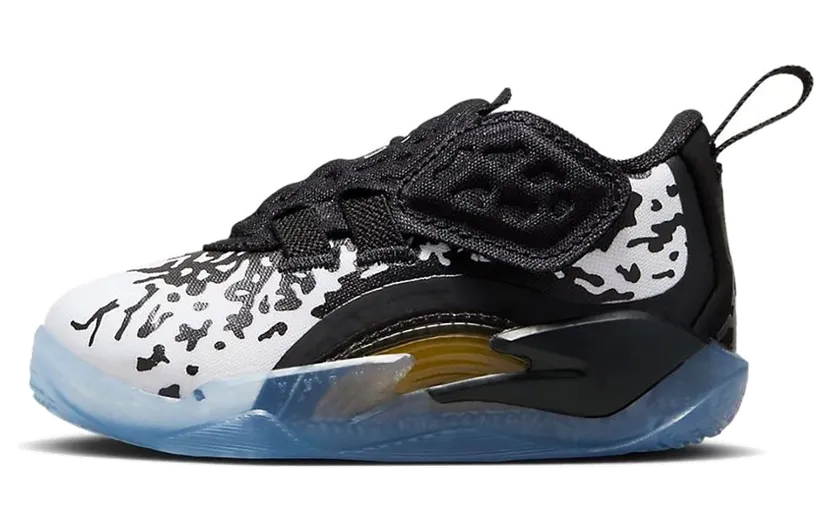 Jordan Zion 3 TD “WHITE BLACK” (DV3868-018)