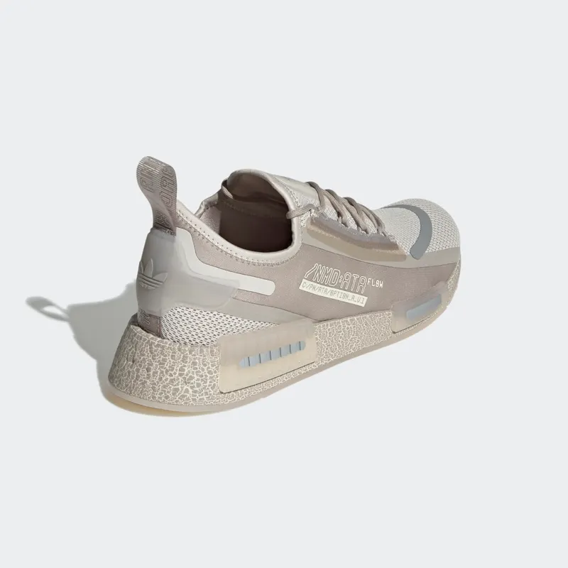 adidas NMD_R1 Spectoo Bliss / Light Brown / Silver Metallic (GZ9266)