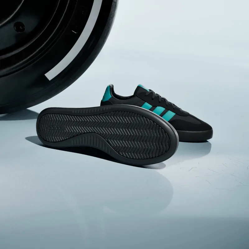 Adidas MERCEDES – AMG PETRONAS FORMULA ONE TEAM BARREDA DECODE Shoes Carbon / Semi Mint Rush / Core Black (KI6059)