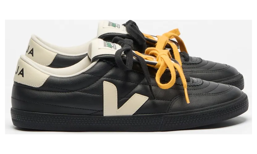 Veja Panenka Leather Magliano Black (MG0221674B)