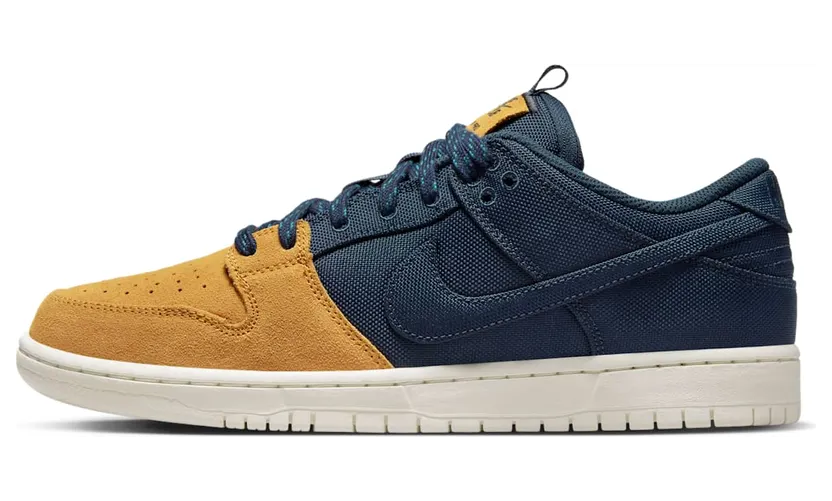 Nike SB Dunk Low “Midnight Navy/Desert Ochre” (DX6775-400)