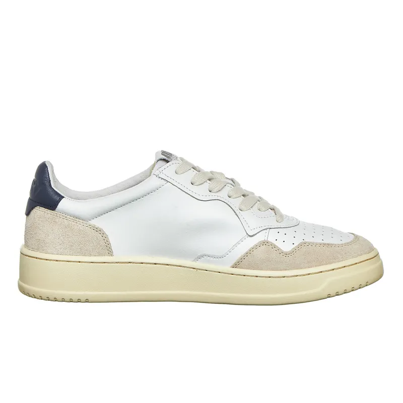 Autry Medalist Low White Blue (AULMLS28)