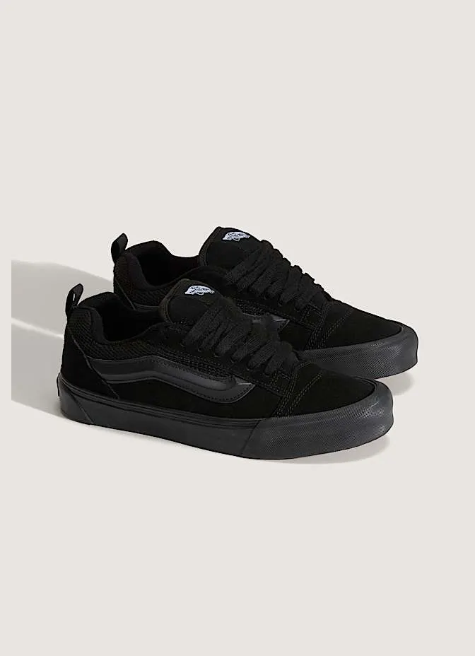 Vans Knu Skool “Triple Black” (VN0009QCBKA)