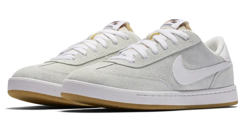 nike-sneaker 909096-111
