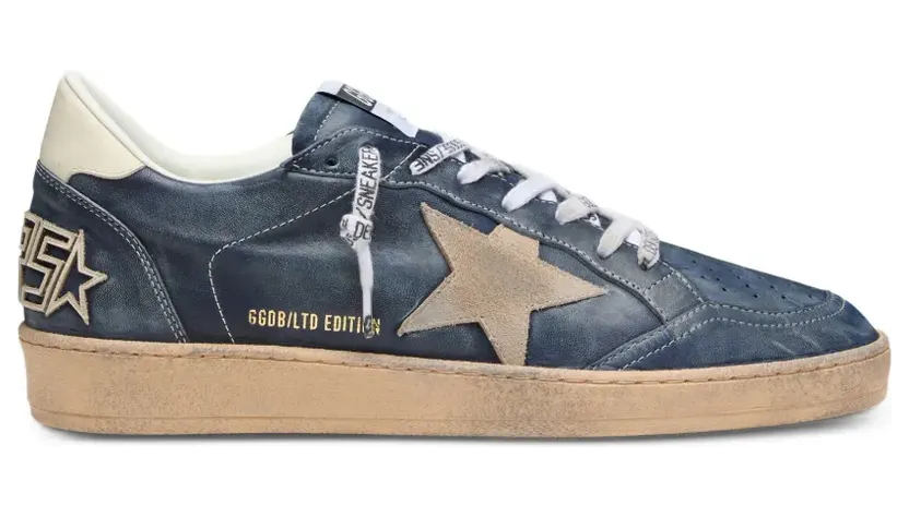 Golden Goose Ball Star Ltd mit Wildlederstern “Blue” (GMF00117F008611)