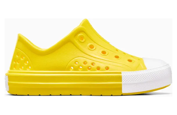 converse-chuck-taylor-all-star A06667C
