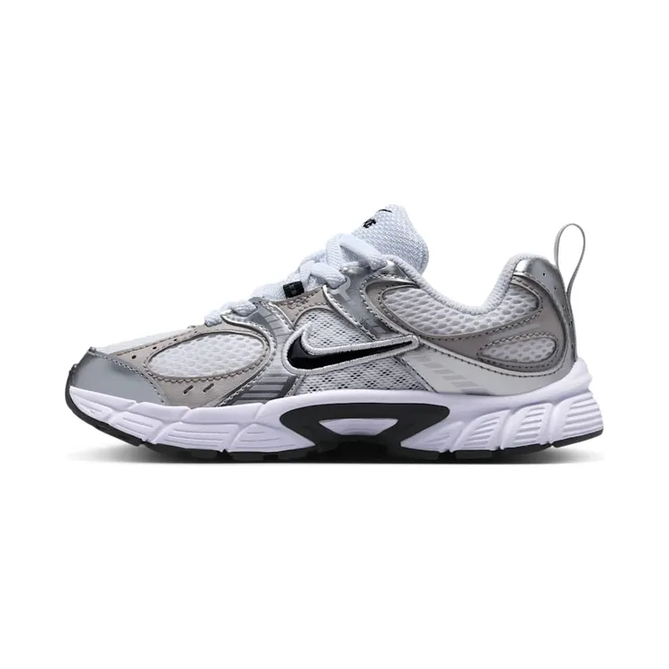 Nike V5 RNR “White / Vast Grey / College Grey / Black” (HQ6412-100)