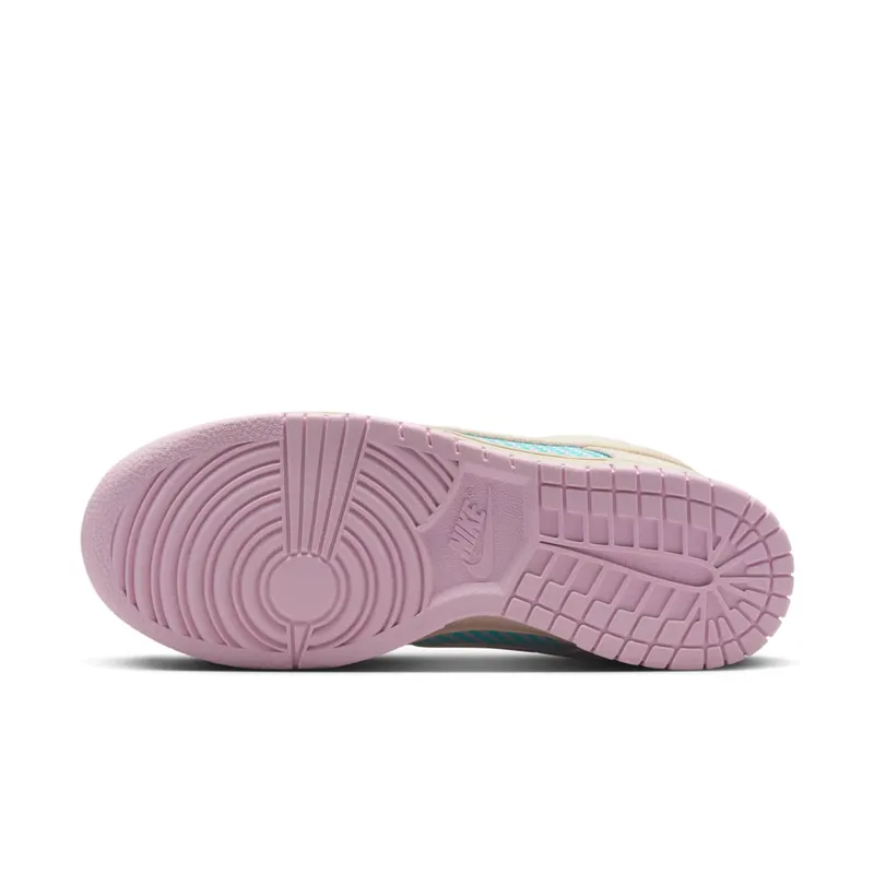 Nike Dunk Low “Heat Wave” (HF5077-902)