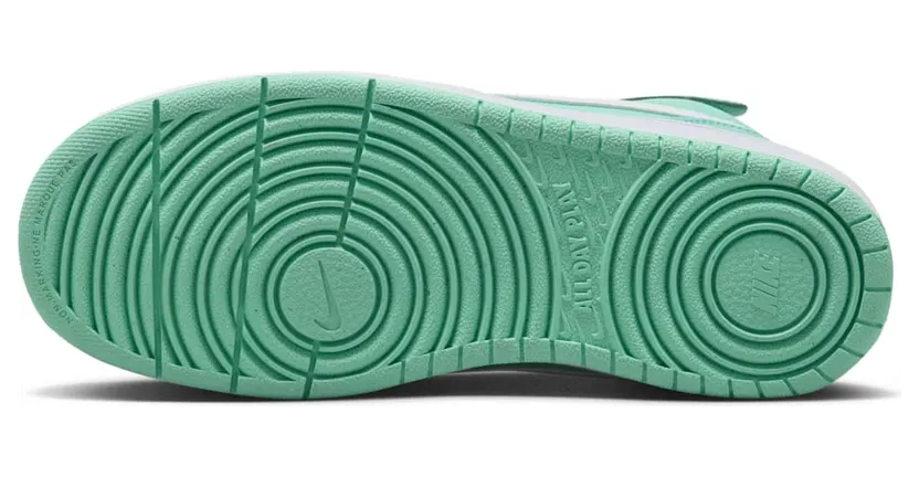 nike-court CD7782-300