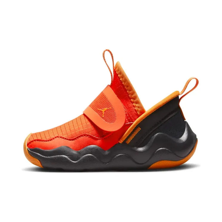 Jordan 23/7 Team Orange Black Mandarin (DQ9294-800)