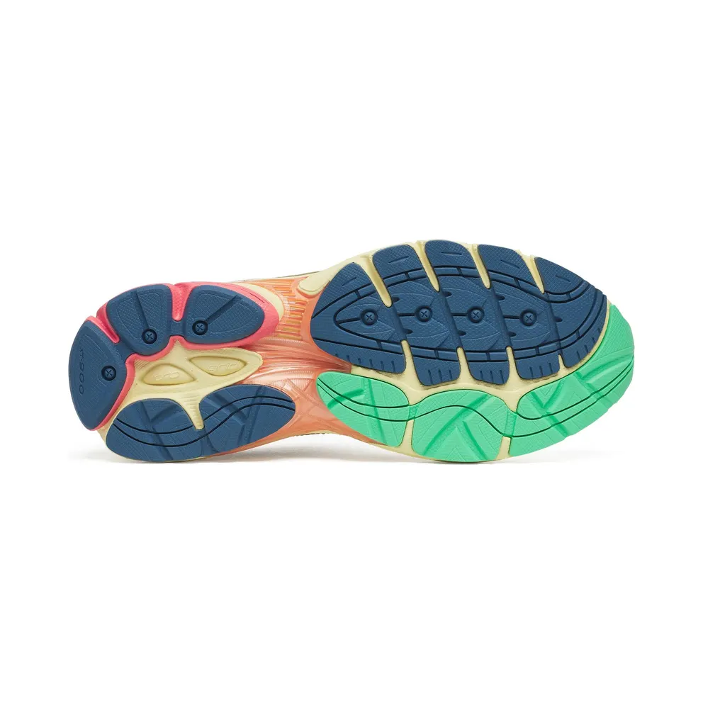 SAUCONY Progrid Omni 9 Kissaten “Beige / Blue” (S71015-1)