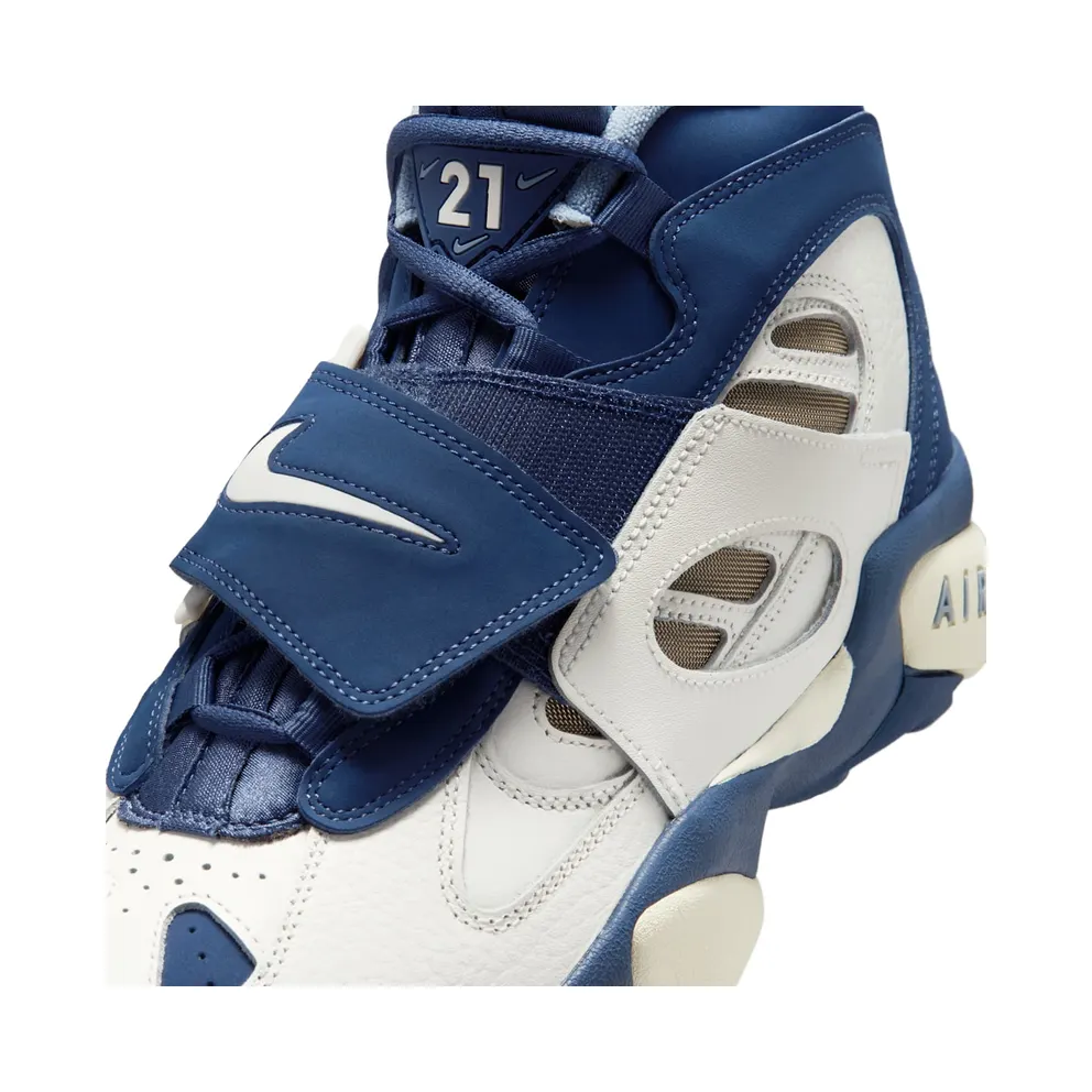 Nike Air Diamond Turf 2 “Royals” (II7080-100)