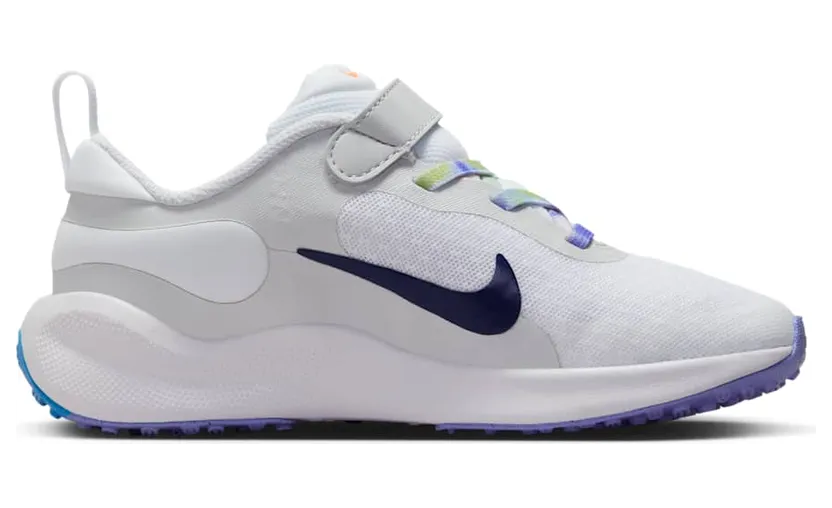 nike-revolution FN4989-100