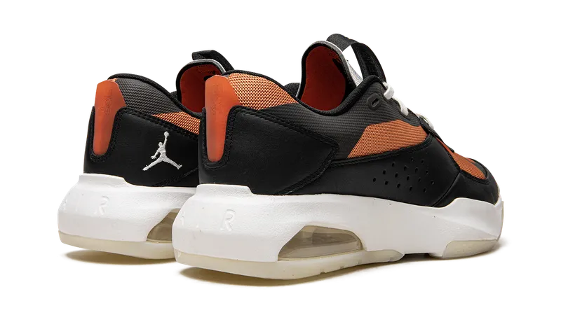 Jordan AIR 200E “Hot Curry” (DC9836-808)