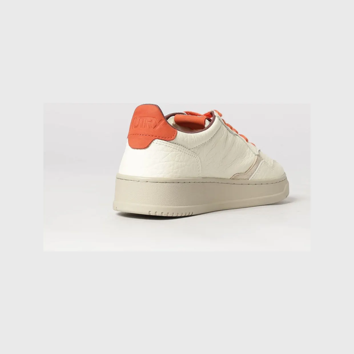 Autry Medalist Low Top Trainers in Bicolour Leather and Suede Red (AULMNE17) (2)