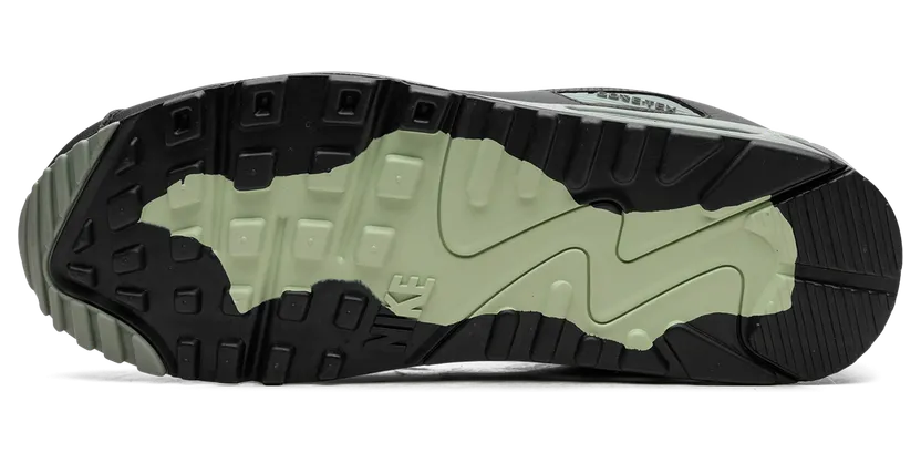 nike-air-max FD5810-001