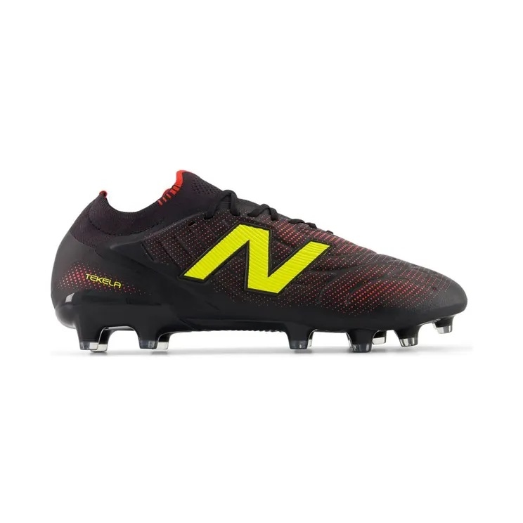 New Balance Tekela Elite Low MG v5 Black Punch Yellow Fire Cracker (UT1MW6CI)