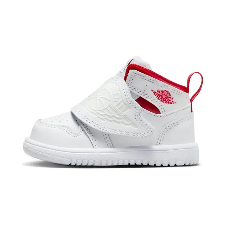 Sky Jordan 1 – Wit “White / Varsity Red / Summit White” (BQ7196-103)