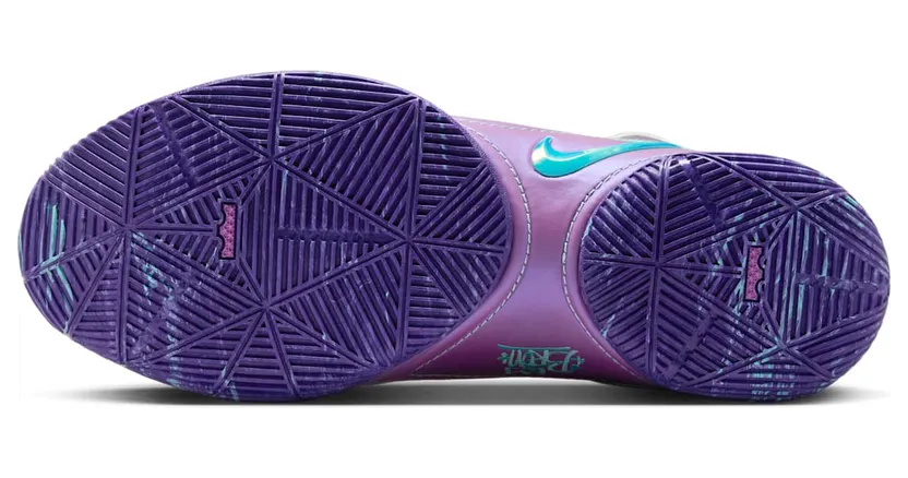 nike-lebron HV8454-001