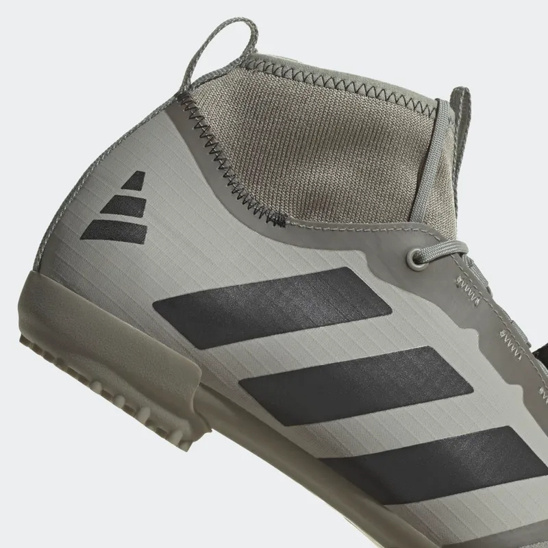 adidas-sneaker HP5400