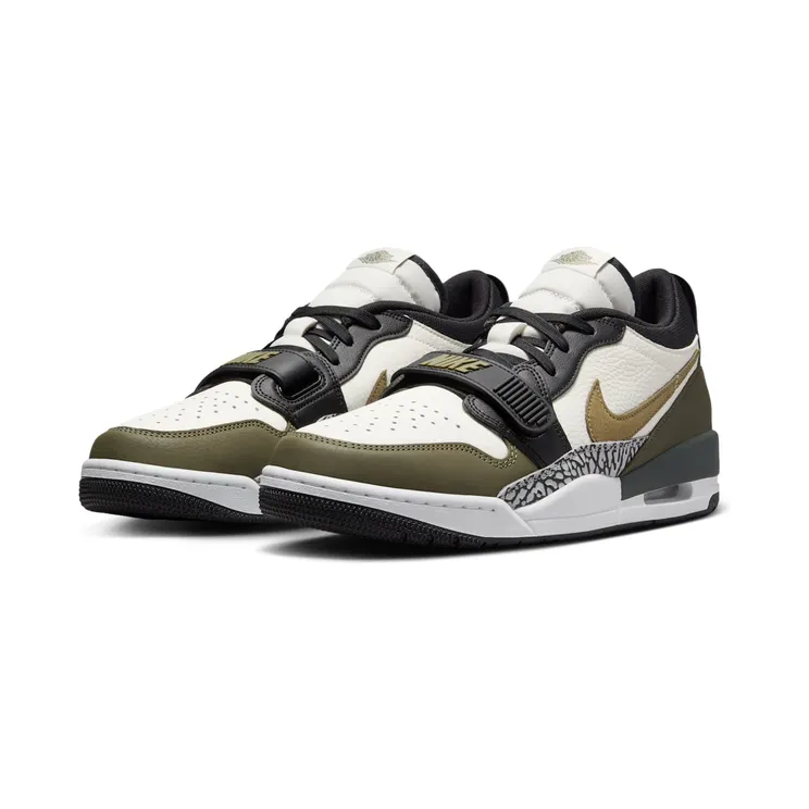 air-jordan-2-low CD7069-120