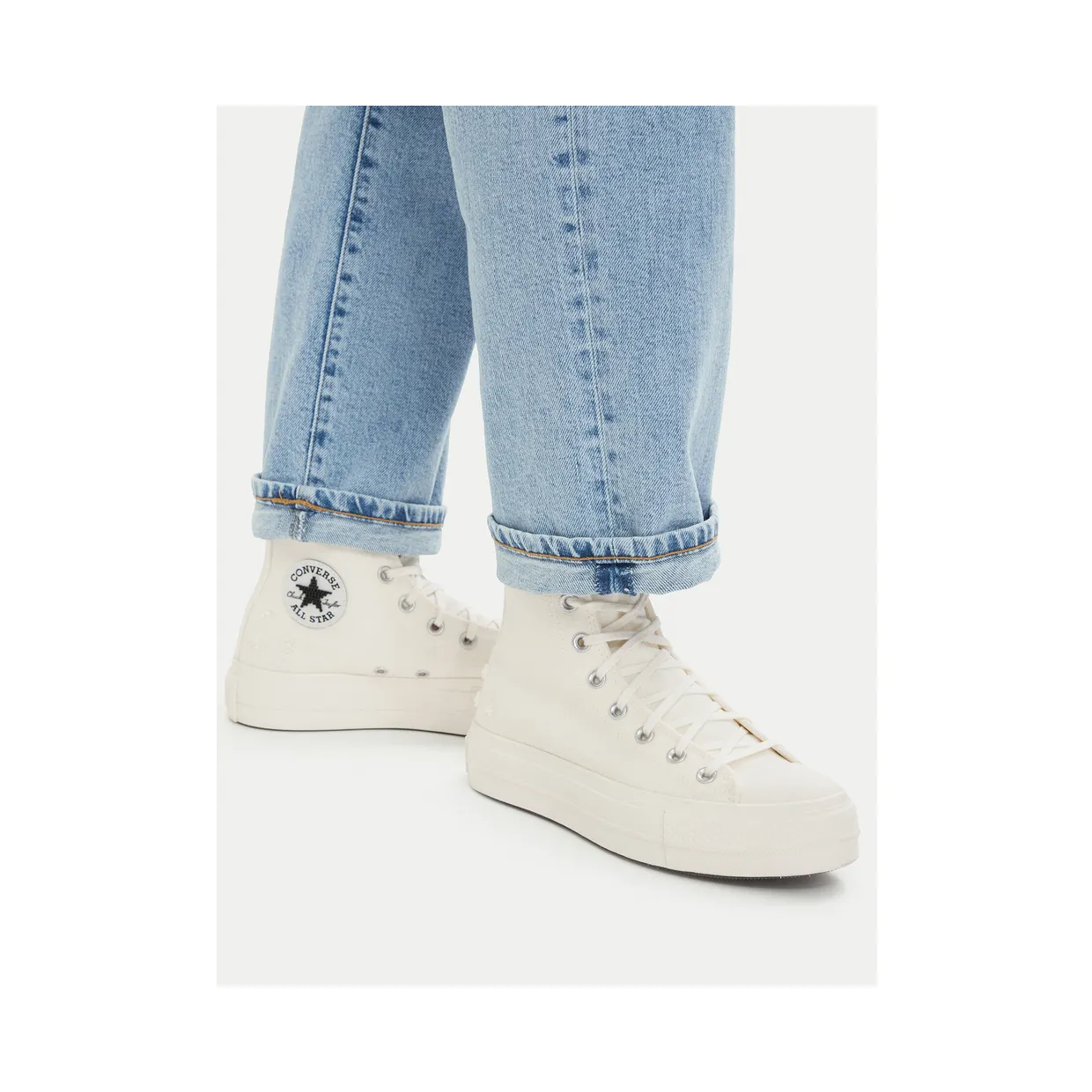 converse-chuck-taylor-all-star A16107C