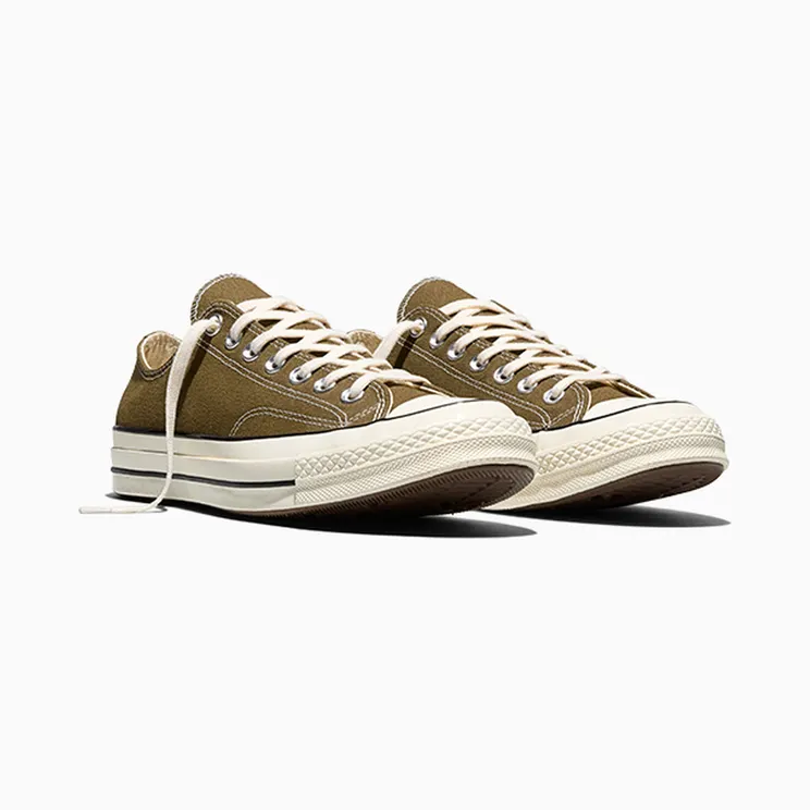 converse-chuck-taylor-all-star A18162C