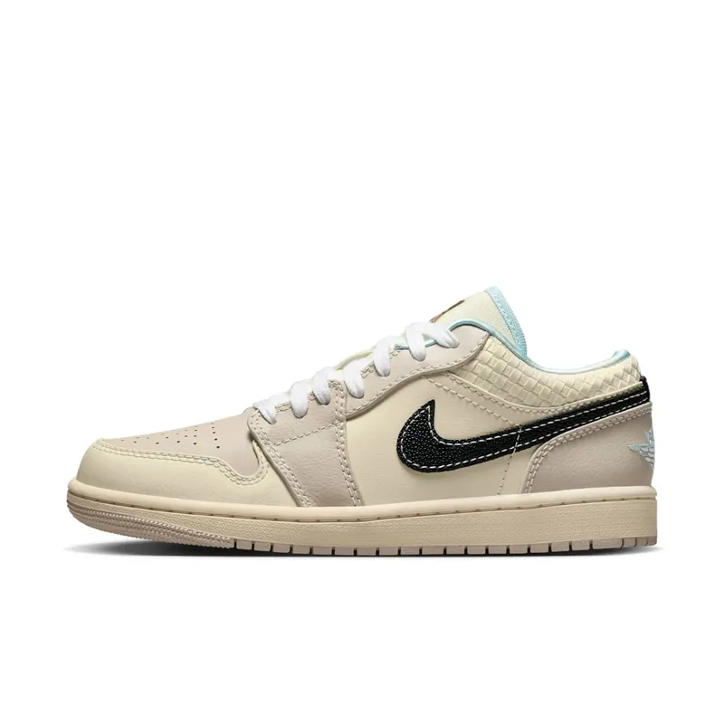 Jordan 1 Low SE Sanddrift Glacier Blue (HQ3440-101)