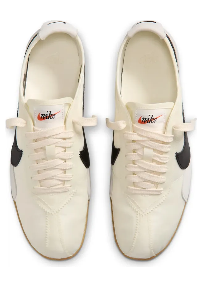 nike-moon-shoe IW0955-101