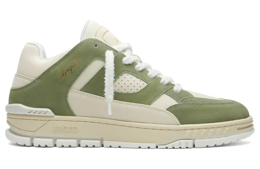 Axel Arigato Area Lo geperforeerde “Green” (F3902002)
