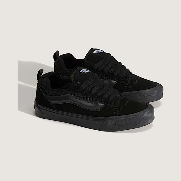 Vans Knu Skool “Triple Black” (VN0009QCBKA)