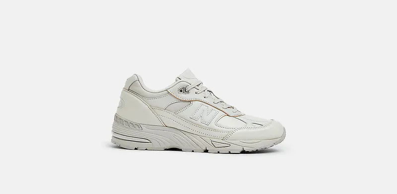 New Balance 991 “Contemporary Luxe” (M991OW)