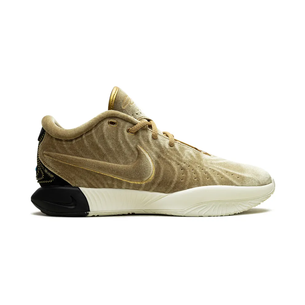 Nike LeBron 21 EP “The Shop Nobility (Solid Sole)” (FZ7884-700)
