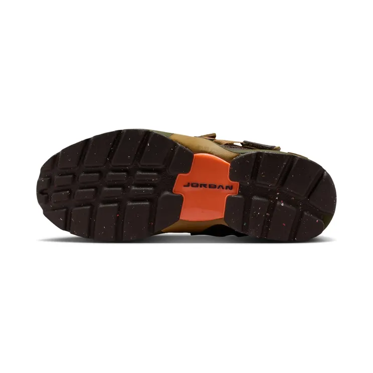 air-jordan-trunner IO4190-300