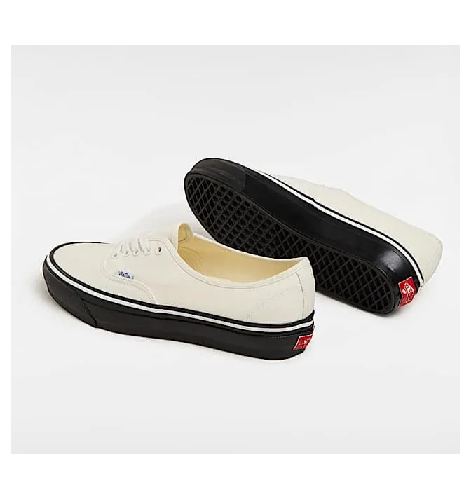 vans-authentic VN000EBNYB2