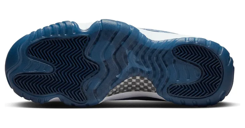 air-jordan-11 AR0715-441