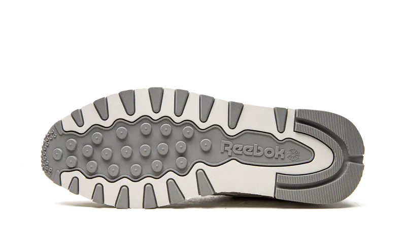 Reebok Classic Leather 1983 Vintage Shoes Chalk / Chalk / Vector Red (GX0281)