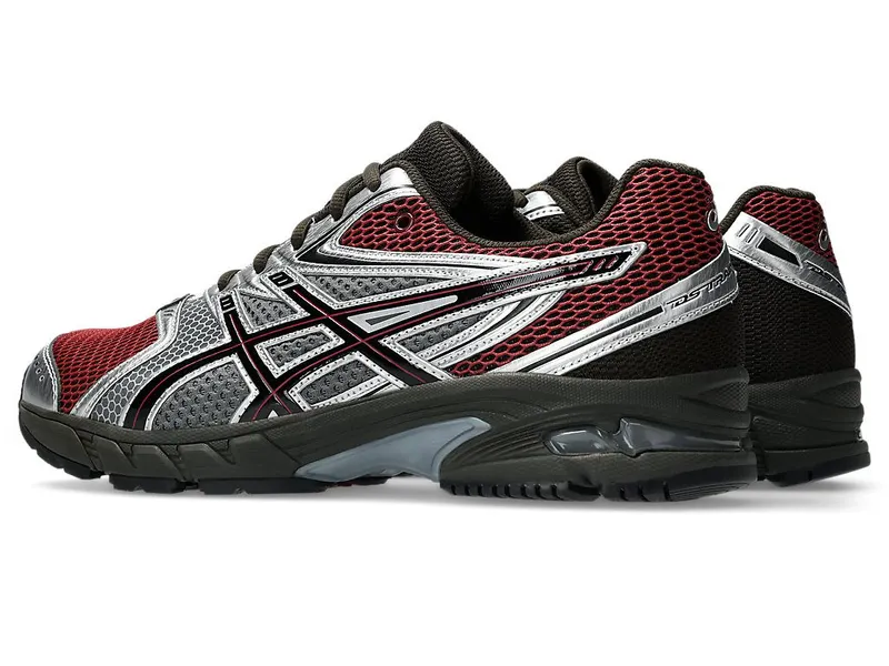 ASICS GEL-DS TRAINER 14 “Oxblood / Black” (1203A607-600)