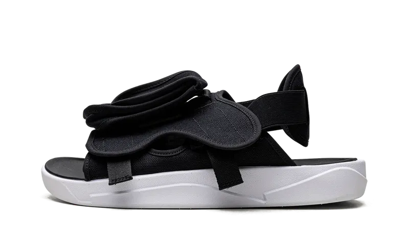Jordan LS Slide “Ghost Green” (CZ0791-002)