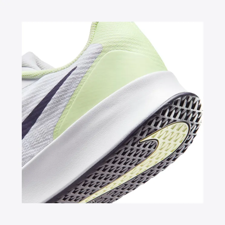 nikecourt FZ2155-108