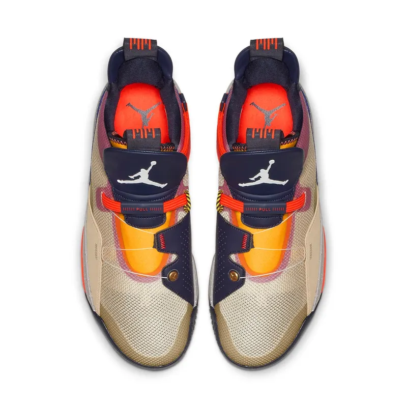 Jordan XXXIII Visible Utility Particle Beige/University Red-Infrared 23-Obsidian (AQ8830-200)