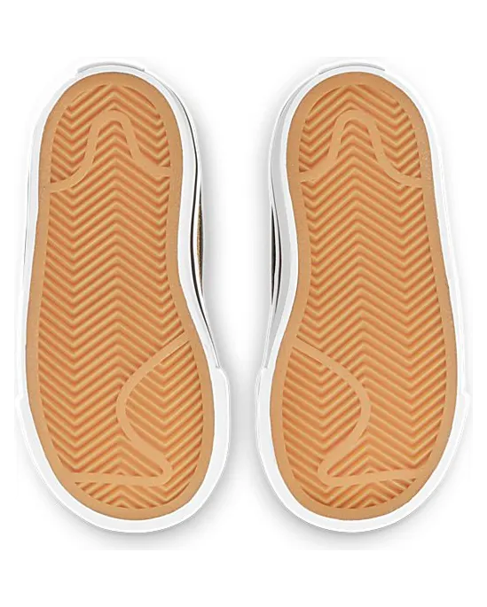 nikecourt DA5382-102
