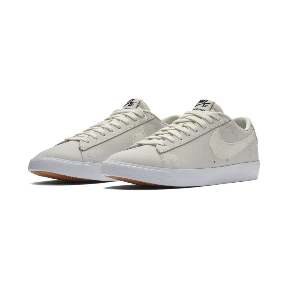 Nike SB Blazer Low GT Summit White Summit White/Obsidian-Gum Yellow-Summit White (704939-100)