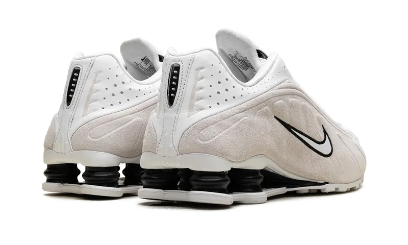 Nike Shox R4 “White Black Suede” (HQ7739-100)